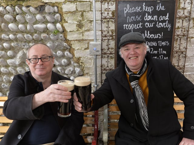 Eastbourne residents enjoying the reopening of pubs (Photo by Jon Rigby) SUS-211204-151732001