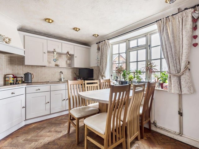 Guildford Road, Loxwood