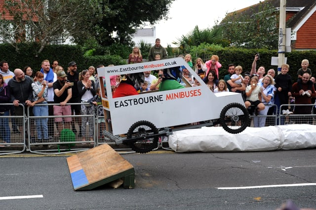 Seafront Soapbox Race Eastbourne 2021 (Photo by Jon Rigby) SUS-210927-094423001
