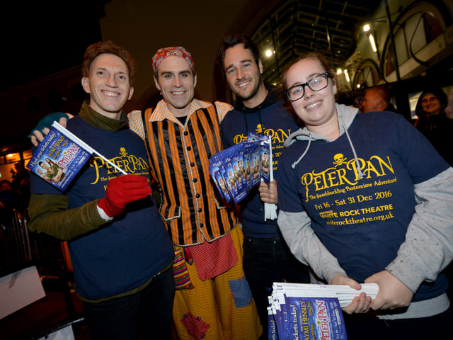 Santa arrival and Christmas lights switch-on at Priory Meadow 2016. Panto star Ben Watson with the White Rock Theatre team. SUS-161118-101040001