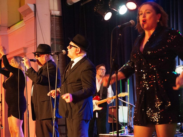 Christmas Soul Party at St Mary in the Castle, Hastings, Dec 18 2021. Photo by Frank Copper SUS-211219-114332001