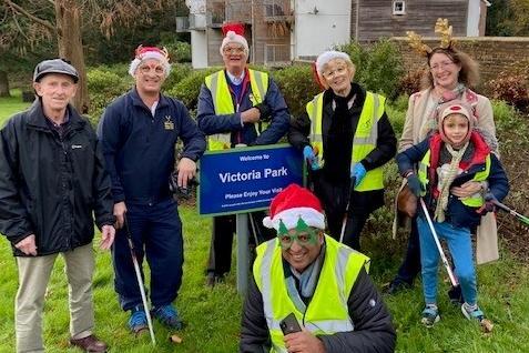 Litter pickers ready for action at Victoria Park