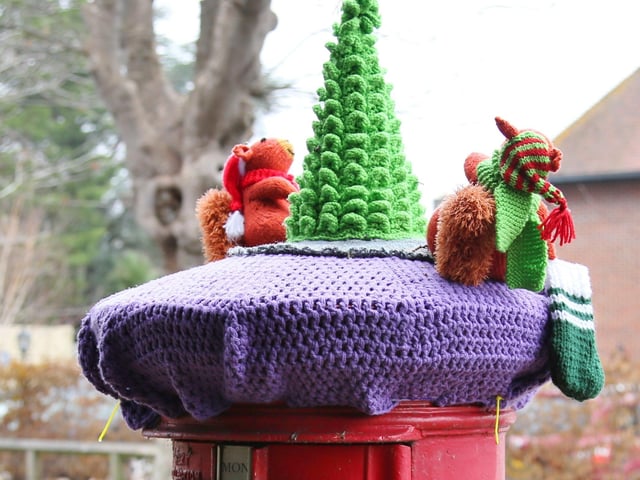A festively decorated post box in Upper Kings Drive with a special knitted topper. Image captured by Barry Davis with a Canon EOS 5d. SUS-211221-141028001