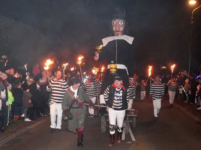 Lindfield Bonfire night went with a bang in November. Photo by Derek Martin Photography and Art. SUS-210511-232438008