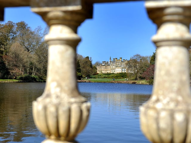Spring time views at Sheffield Park and Garden near Haywards Heath. Pic S Robards SR2104241 SUS-211222-142012001