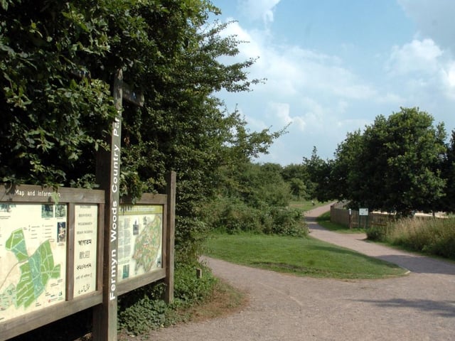 Open all day, every day with free admission. Toilet opening times are 9am to 4pm except Christmas Day and New Year's Day, when they are closed. The cafe will be closed from 4pm on December 23 to 10.30am on January 2.