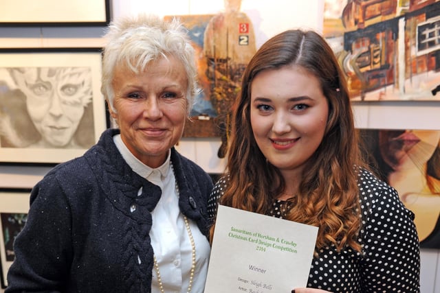 JPCT 181114 S14480016x  Julie Walters presents awards to Collyers students.  Samaritans christmas cards at Capitol Theatre Horsham. Rachel Lee -photo by Steve Cobb SUS-141118-160102001