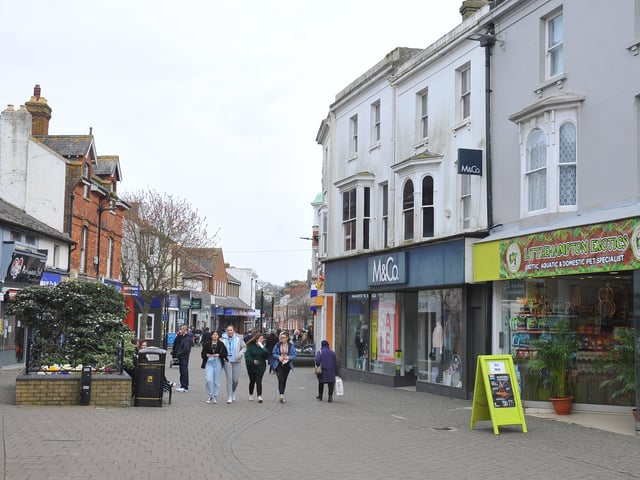 When lockdown restrictions eased in April, shoppers were quick to swarm back to Littlehampton High Street as non-essential shops, hairdressers, gyms and outdoor hospitality reopened their doors for the first time in months. There was excitement all round as shopkeepers welcomed back customers and long queues as people waited patiently to get their hair cut