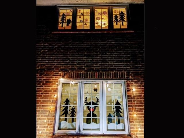 Double festive windows on day 23