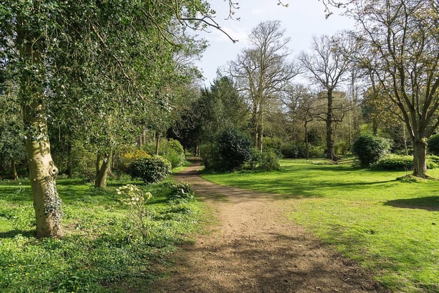 Gary said: "Delapre Abbey is a good option to walk your dog. There is free parking and a cafe / toilets. Open fields near car park and more wooded walk around the lake. It can be muddy in winter however."

Overall rating: 4.3/5
