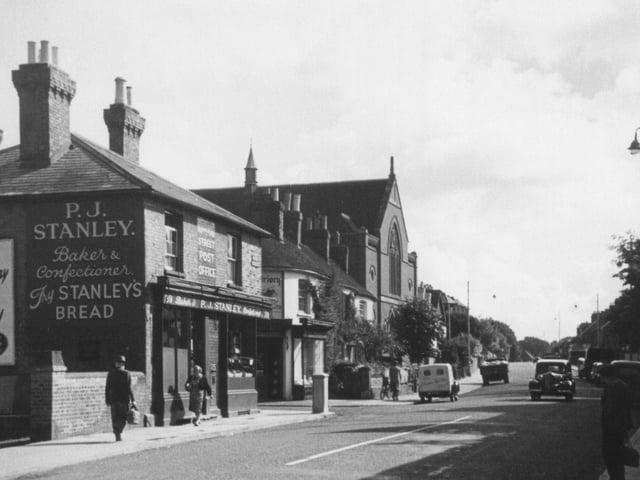 Queen Street Post Office and Brighton Road