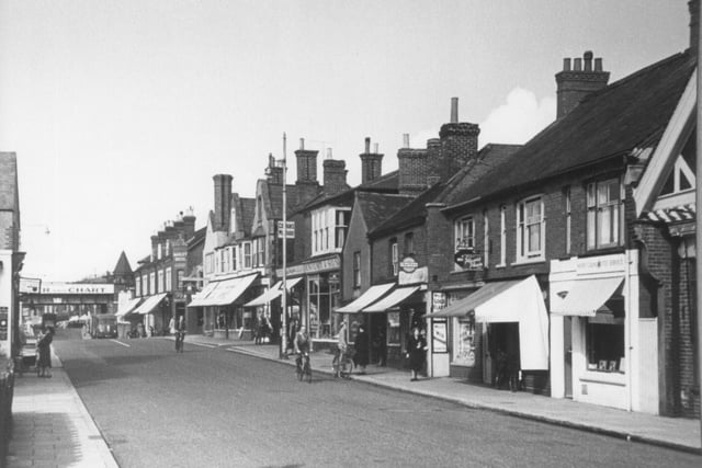 Queen Street, Horsham, back in the 1950s
