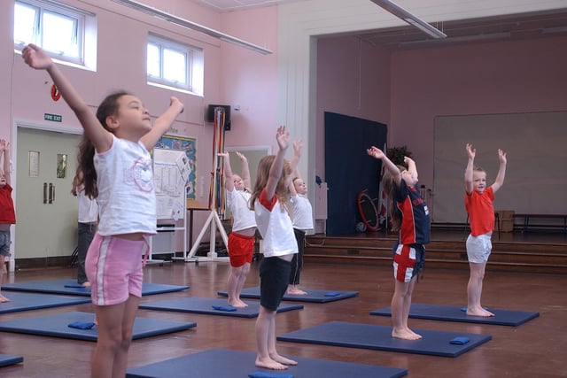 Helena del Pino gives a Yoga class to year 2 at Dogsthorpe Road infants school for Healthy Happy bodies week