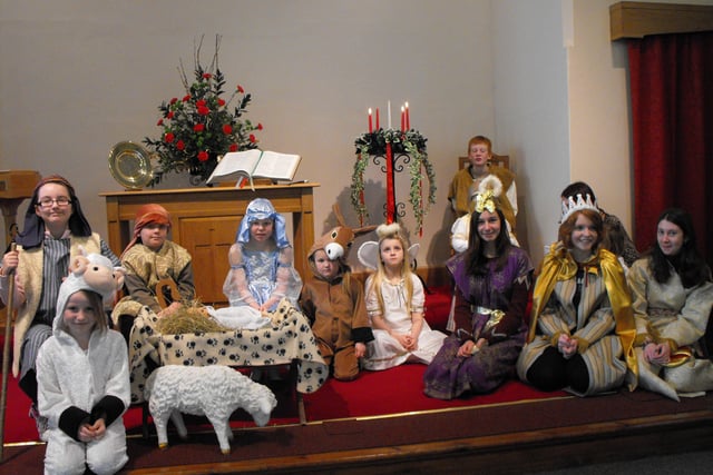 Junior Church Nativity play, Christchurch, Springfield Road, Bexhill ENGSUS00120121221084236