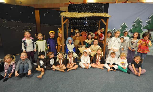 29/11/12- The Nativity Cast at Vinehall School ENGSUS00120121129122319