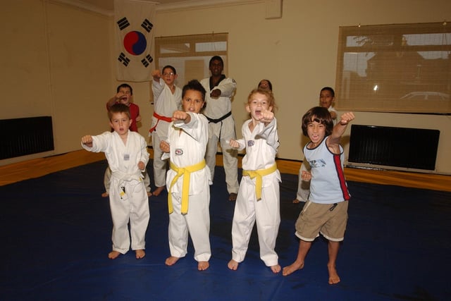 First Class at Dragon Tai Kwon Do, Dogsthorpe Road.
Pictured are some of the first youngsters class.