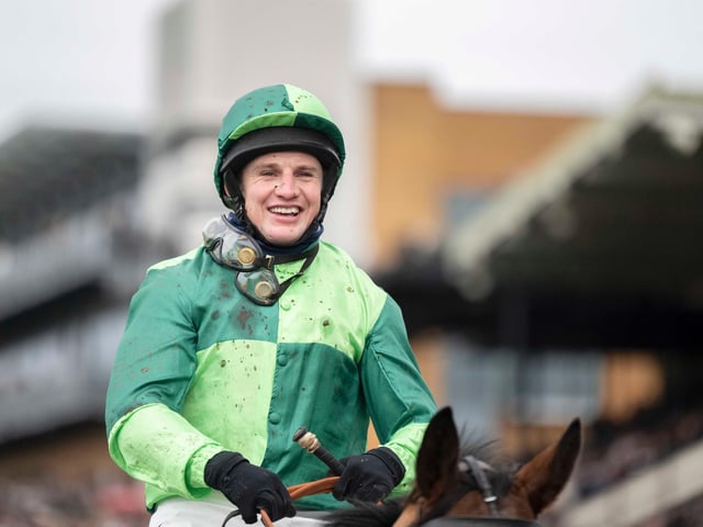 Images from Fontwell's Boxing Day race meeting / Pictures: Darren Cool for Fontwell Park