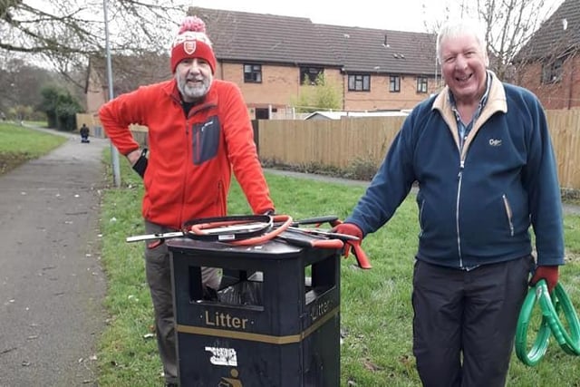 Simon Haywood teams up with Trevor Ryves to help Daventry Litter Wombles.