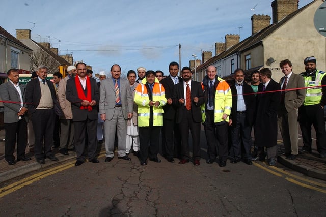 Members of the community and Councillors Abdul Razaq, Raj Akhtar, Fazal Mohammed, Graham Murphy, John Peach and Labour candidate Ed Muphy officially open the new Gladstone Street one way system that will help reduce congestion in the area in 2007.