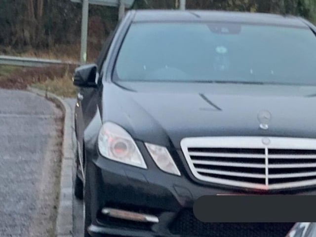 This Mercedes driver got a surprise from police after he was driving it around uninsured. Reported and seized.