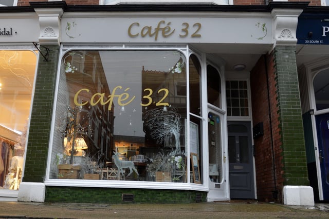 Cafe 32 in South Street (Photo by Jon Rigby) SUS-211230-104649008