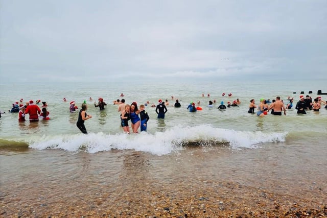 Fish 2 Water, an Eastbourne swimming club that focuses on sea water swimming, hosted the Boxing Day swim to raise money for the RNLI. SUS-220401-093552001