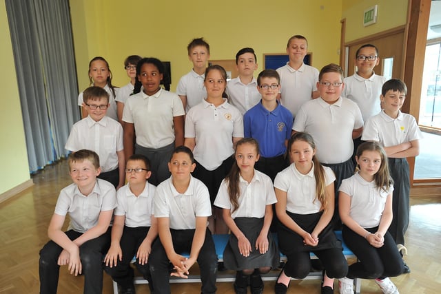 Y614 Year 6 pupils at Paston Ridings  primary school. Miss Hughes class. EMN-140618-164930009
