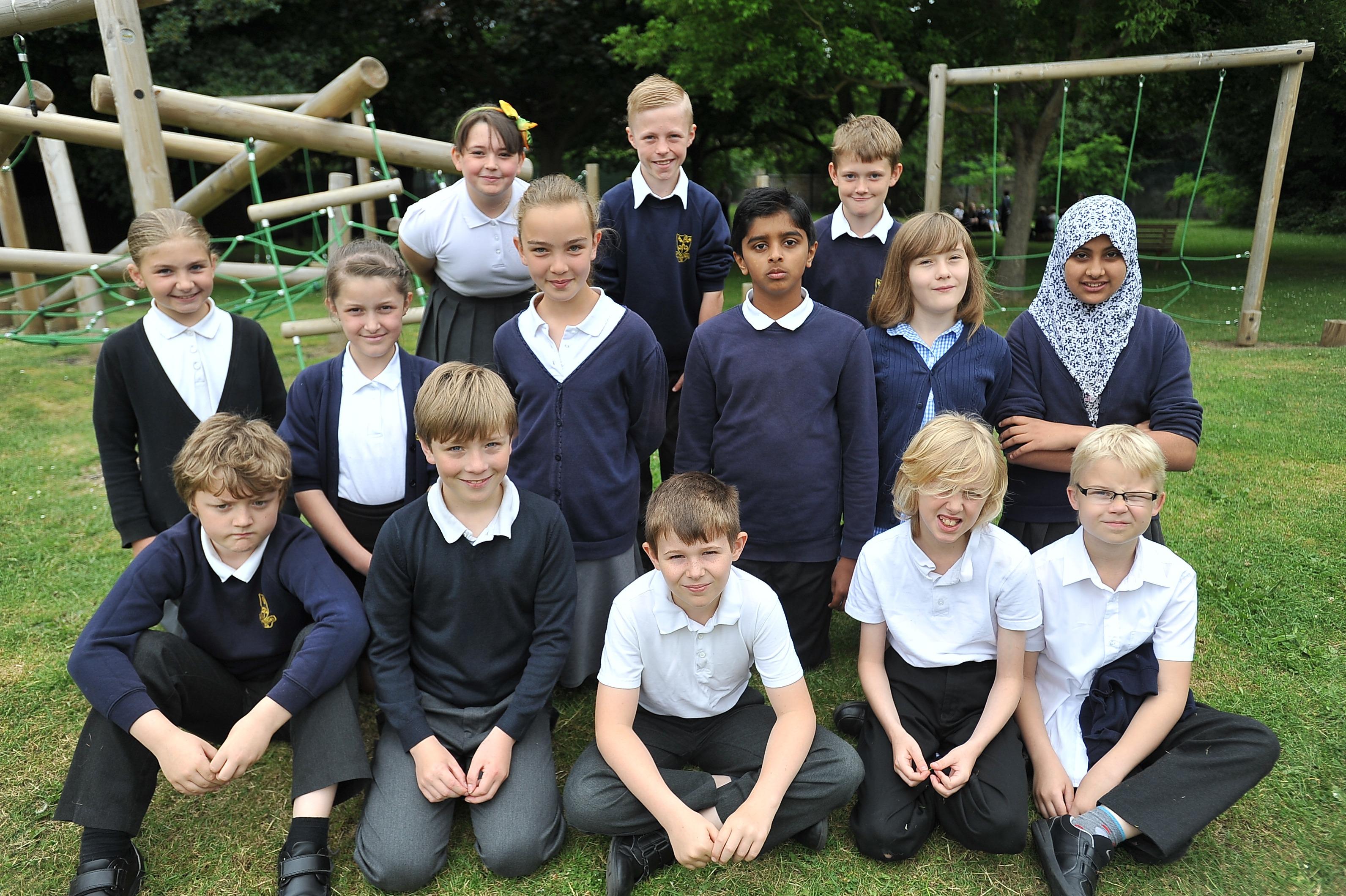Y614 Year 6 pupils at St Augustine's school, Woodston.  Miss Wildman's class EMN-140620-162630009