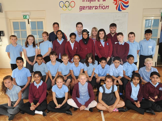 Year 6 leavers Y614 Chaucer Class at Fulbridge Academy EMN-140624-150142009