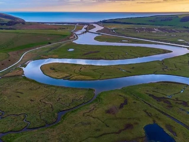 Top 30 shots in and around Eastbourne by Tadas Kam. SUS-220501-164205001
