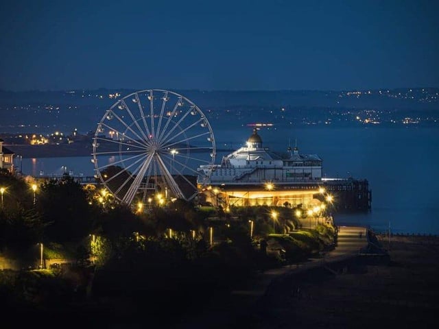 Top 30 shots in and around Eastbourne by Tadas Kam. SUS-220501-164235001