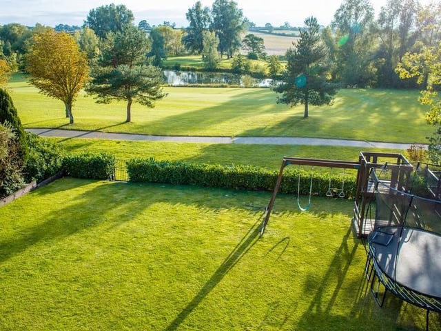 Picture: Stonhills Estate Agents, Northampton / Rightmove