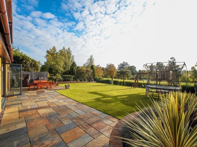 Picture: Stonhills Estate Agents, Northampton / Rightmove