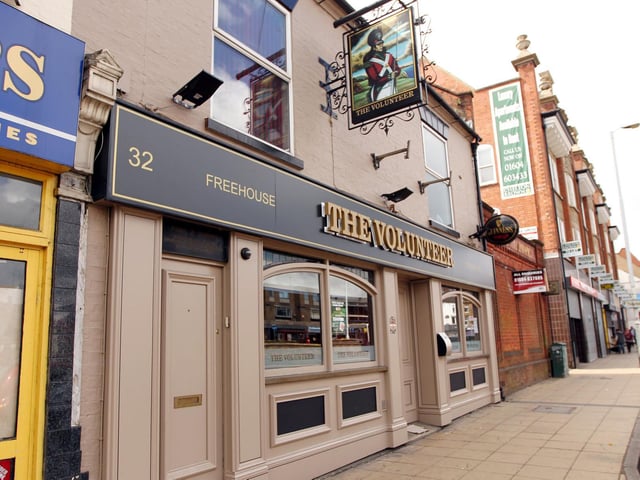 The Volunteer pub in 2013