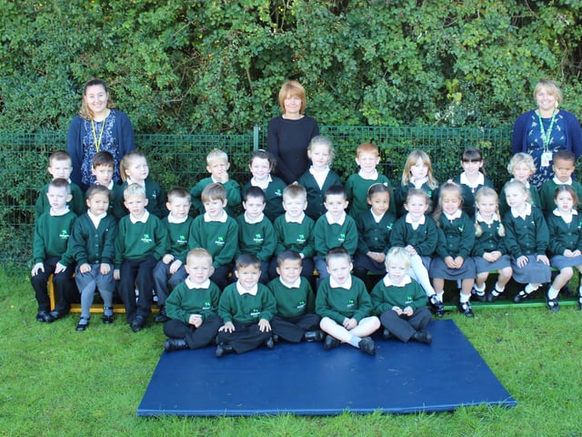 Polegate Primary School class RP - teacher is Miss Perkins. SUS-151021-102244001