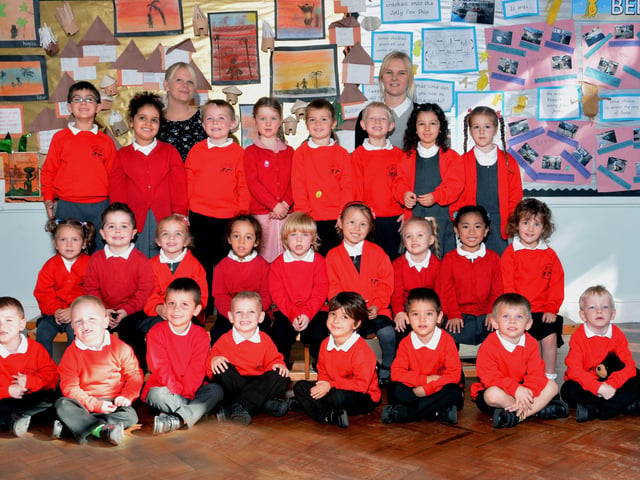 Bourne School - Butterflies class one SUS-151021-102131001