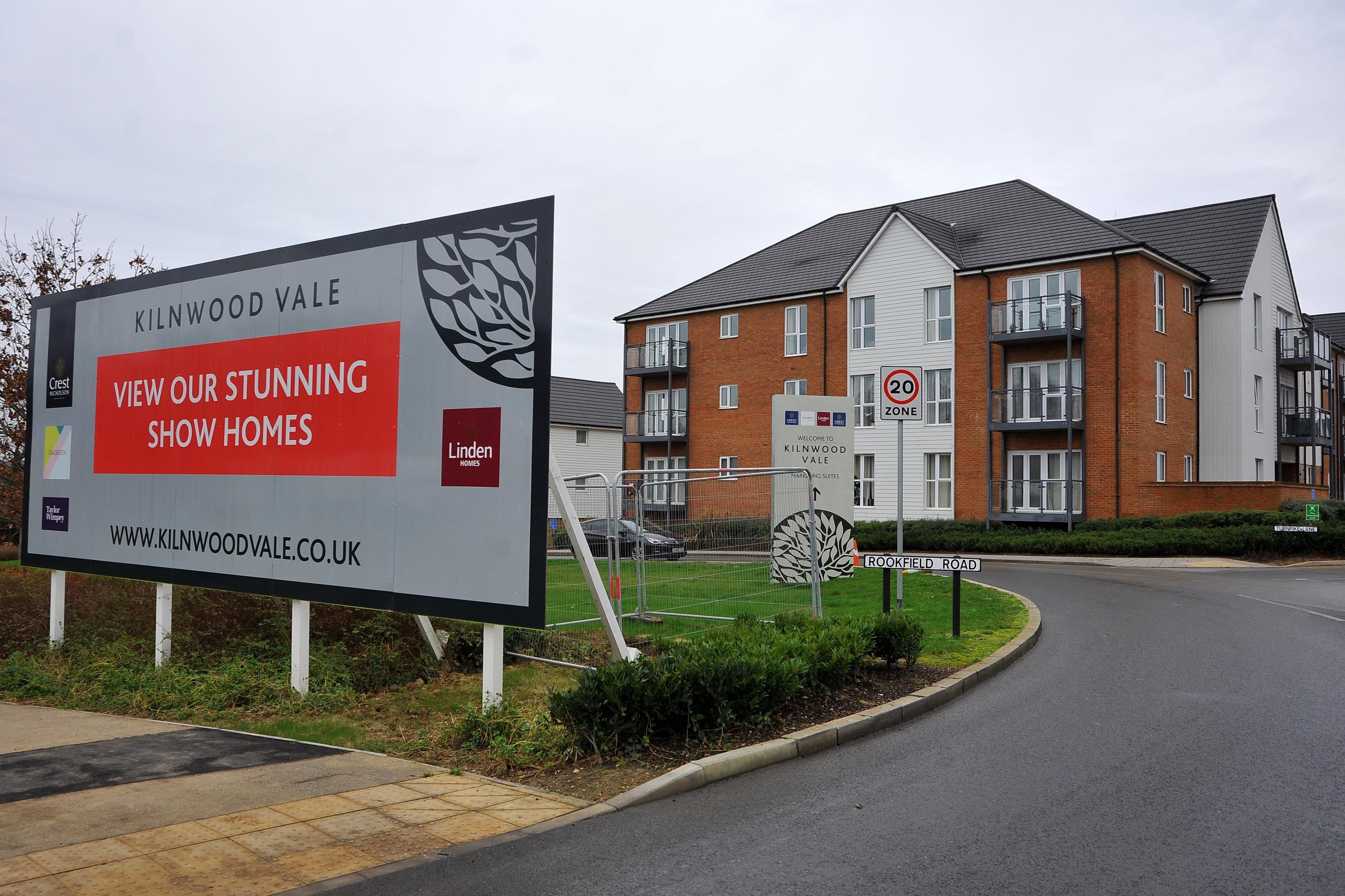 Kilnwood Vale site between Horsham and Crawley. Pic S Robards SR2201104 SUS-221001-165703001
