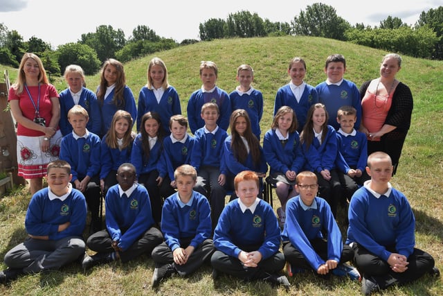 Y615 Year 6 leavers at  Watergall primary School Mrs Green and Miss Salter's class EMN-150907-232347009