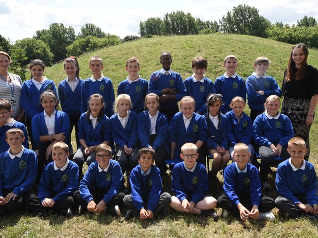 Y615 Year 6 leavers at  Watergall primary School Mrs Hine and Miss Billington's class EMN-150907-232540009