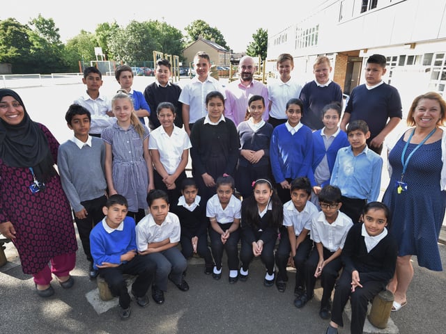 Y615 Year 6 leavers at The Beeches school Miss Azam, Miss Lee and Mr Dykes class EMN-150907-232213009