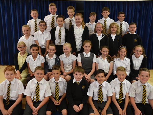 Y615 Year 6 leavers at Werrington primary school  Miss Chase's class EMN-150907-235550009