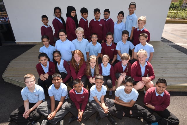 Y615 Year 6 leavers at  Fulbridge  Academy  Mr Copsey and Miss Shaw's classes EMN-150907-233012009