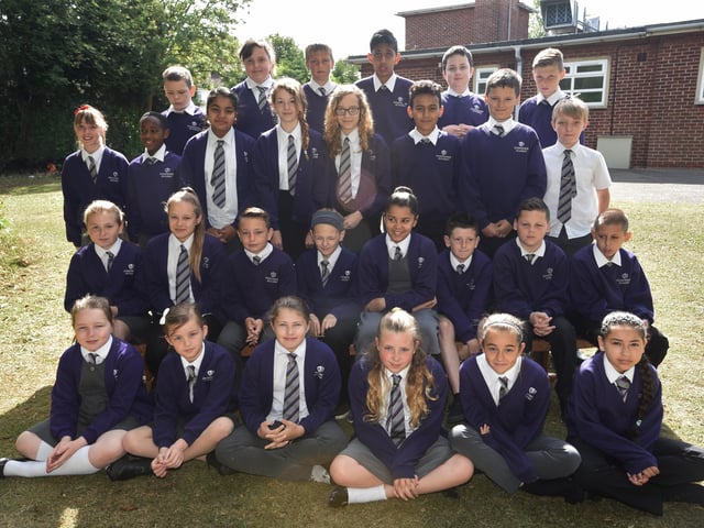Y615 Year 6 leavers at Dogsthorpe Academy Miss Bland's class EMN-150907-233623009