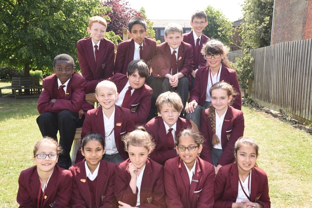 Y615 Year 6 leavers at the King's School Junior Department EMN-150907-233300009