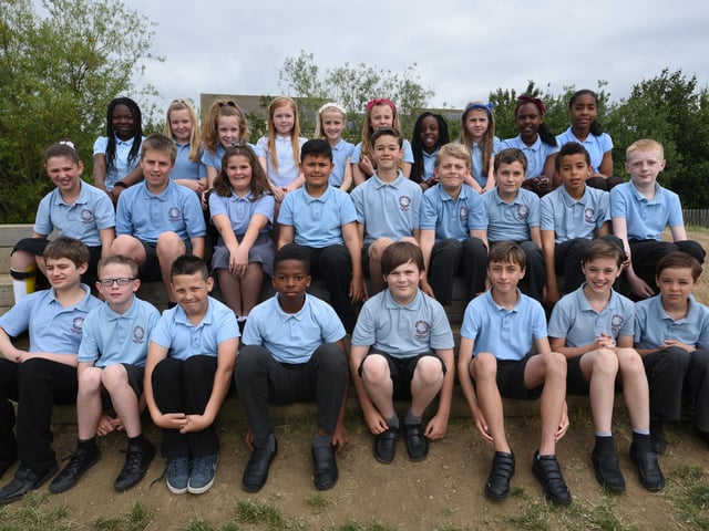 Y615 Year 6 leavers  at  Hampton Hargate school EMN-150907-234622009