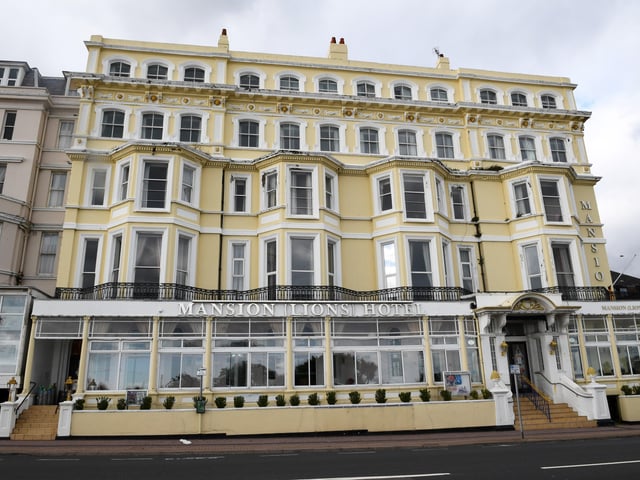 Mansion (Lions) Hotel in Grand Parade currently has a food hygiene rating of two. Its last inspection was on January 13, 2021. (Photo by Jon Rigby) SUS-211014-085723008