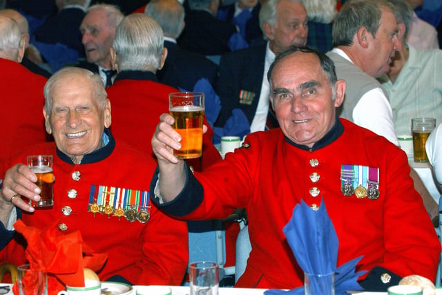 Chelsea Pensioners celebrating at the special lunch. Picture: Stephen Goodger  W25393p6