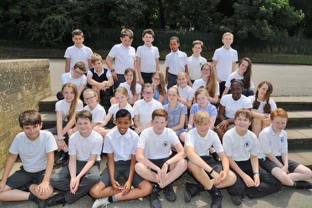St Botolph's C of E   Primary school year 6 leavers Y617 EMN-170308-134101001