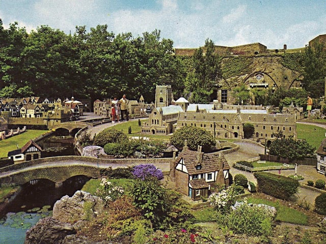 Eastbourne Model Village was built by Benjamin White and was a tourist attraction at the Redoubt Fortress from 1954 to 1975. SUS-220802-101253001