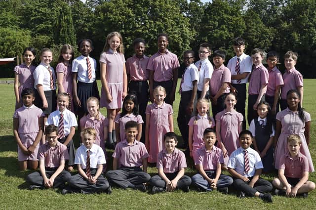 Sacred Heart RC primary year 6 leavers   Y619 EMN-191107-224417009